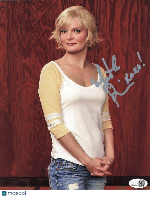 Martha Plimpton as Virginia Chance Signed Raising Hope 8x10 Photo JSA Auto