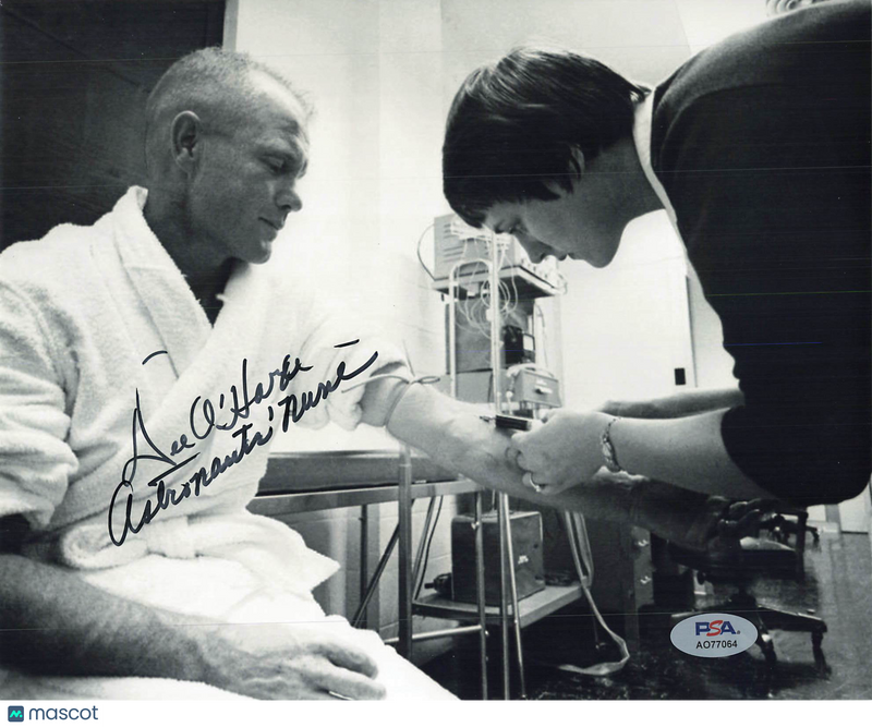 Dee O’Hara Signed 8x10 Photo PSA Autographed