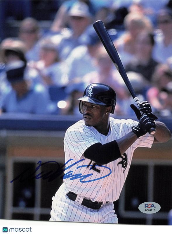 Willie Harris Chicago White Sox Signed 8x10 Photo PSA
