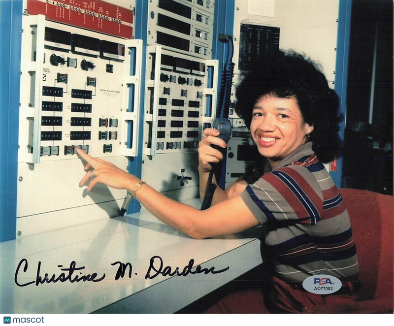 Christine Darden Signed 8x10 Photo PSA Autographed
