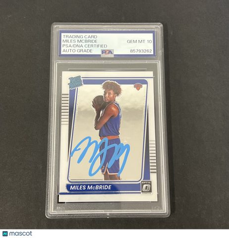 MIles McBride 2021 Panini Donruss optic basketball #174 Signed Card PSA Auto 10