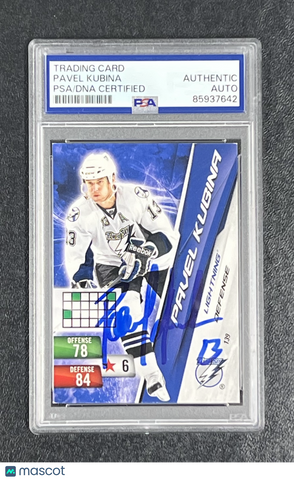 2011 Panini Adrenalyn XL#139 Pavel Kubina Signed Card Auto PSA Slabbed Lightning