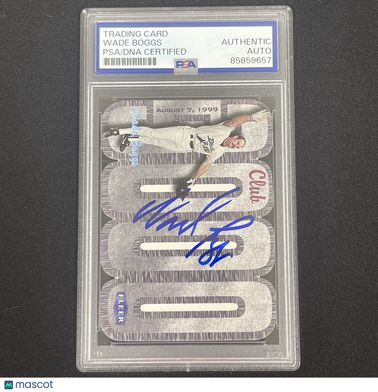 2000 Fleer 3000 Club Wade Boggs Signed Card Auto PSA Slabbed Devil Rays