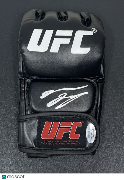 Nate Diaz Signed UFC Glove PSA Autographed MMA