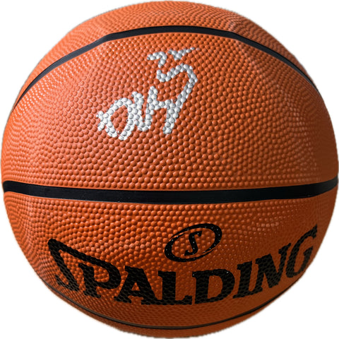 Donovan Clingan Signed Basketball PSA/DNA Autographed UCONN Huskies Portland Trail Blazers