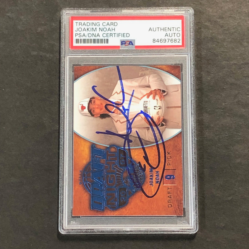 2008-09 Upper Deck Hot Prospects #107 Joakim Noah Signed Card PSA Slabbed Bulls