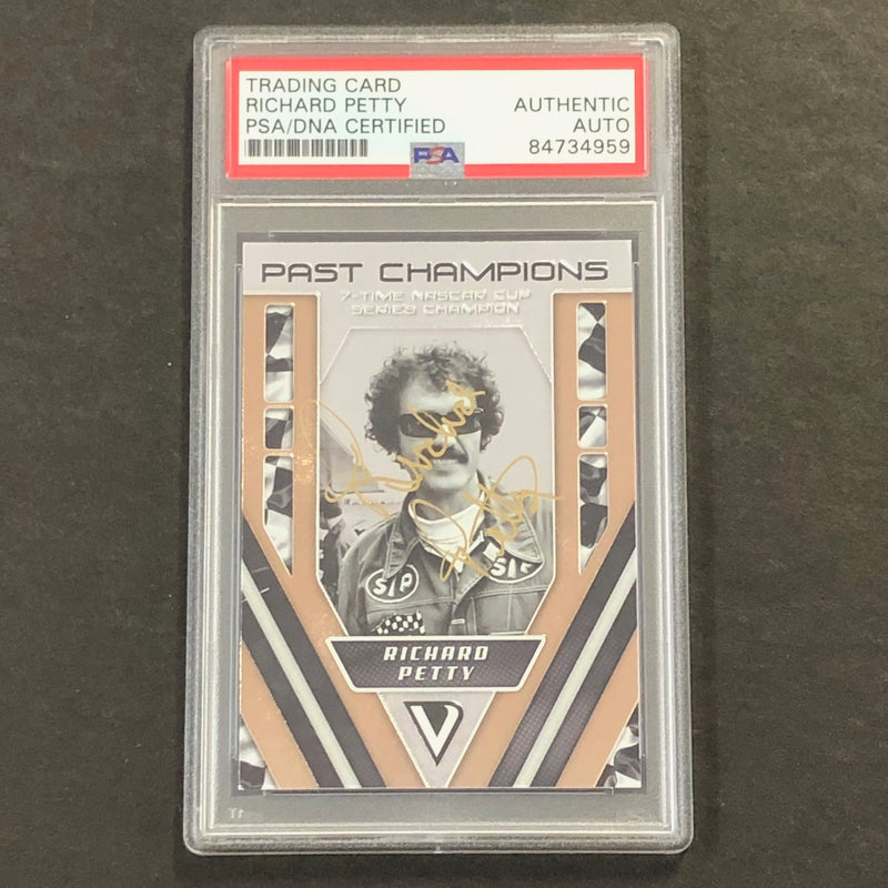 2019 Panini Victory Lap #75 Richard Petty Signed Card AUTO PSA Slabbed Nascar