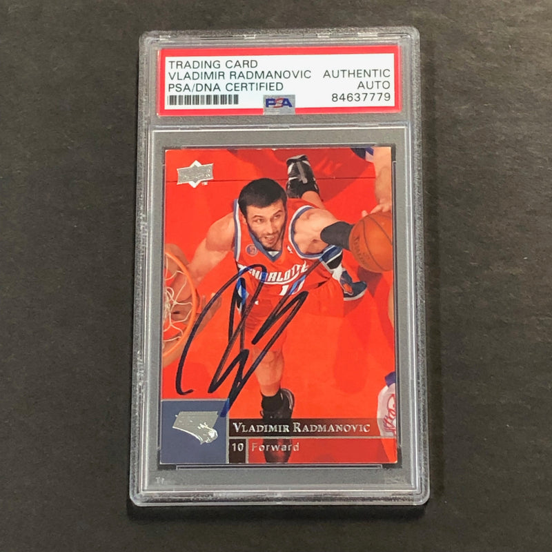 2009-10 Upper Deck Basketball #20 Vladimir Radmanovic Signed Card AUTO PSA Slabbed Bobcats