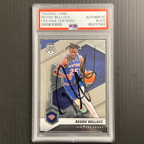 2020-21 Panini Mosaic #114 Reggie Bullock Signed Card AUTO PSA Slabbed Knicks