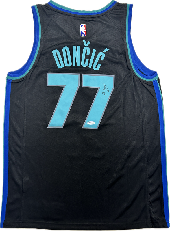 Luka Doncic signed jersey PSA/DNA Dallas Mavericks Autographed