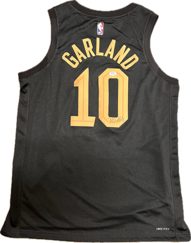 Darius Garland signed jersey PSA/DNA Cleveland Cavaliers Autographed
