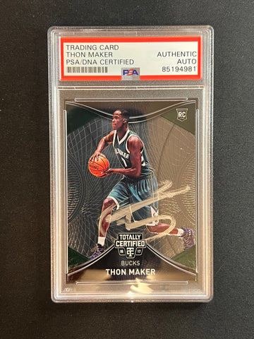 2016-17 Panini Totally Certified #109 THON MAKER Signed Card AUTO PSA/DNA Slabbed RC Bucks