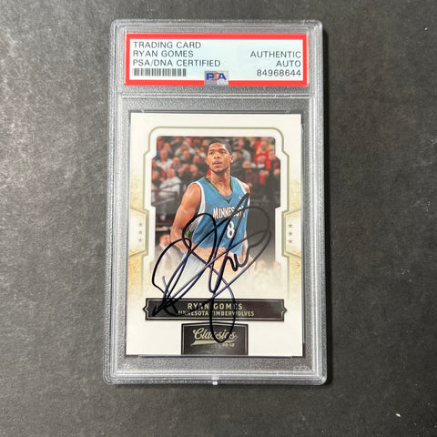 2009 Panini Classics #57 Ryan Gomes Signed Card AUTO PSA Slabbed Timberwolves