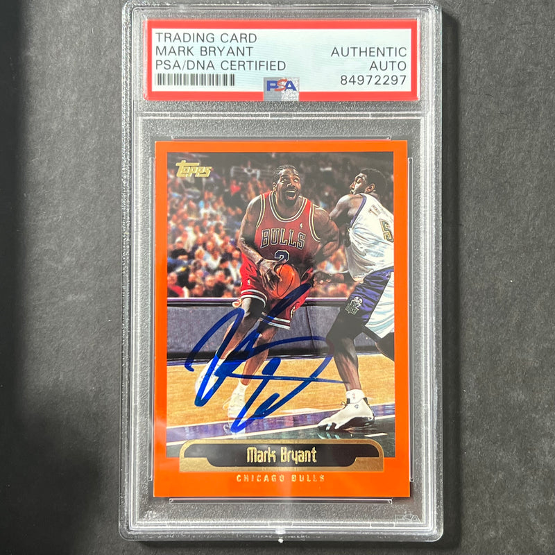 1999-2000 Topps #91 Mark Bryant Signed Card AUTO PSA Slabbed Bulls