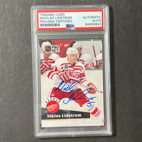 1990-91 NHL Pro Set #351 Nicklas Lidstrom Signed Card AUTO PSA Slabbed Red Wings