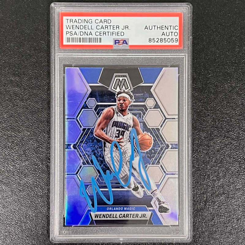 2022-23 Panini Mosaic #174 Wendell Carter Jr Signed Card PSA/DNA AUTO Slabbed Magic