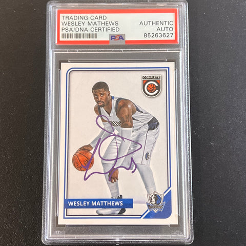 2015-16 Panini Complete #30 Wesley Matthews Signed Card AUTO PSA Slabbed Mavericks