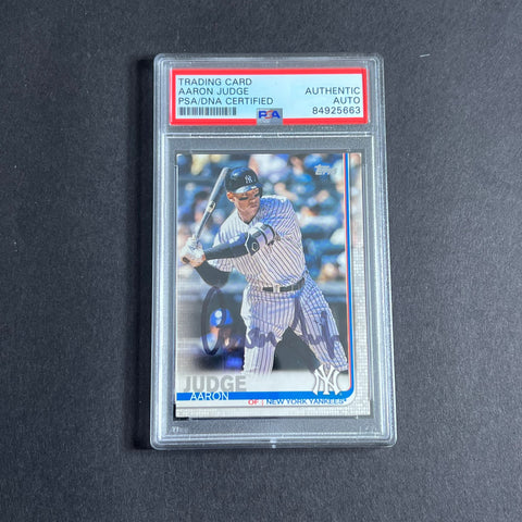 2019 Topps #150 AARON JUDGE Signed Card PSA Slabbed Yankees