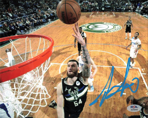 SANDRO MAMUKELASHVILI signed 8x10 Photo PSA/DNA Milwaukee Bucks Autographed