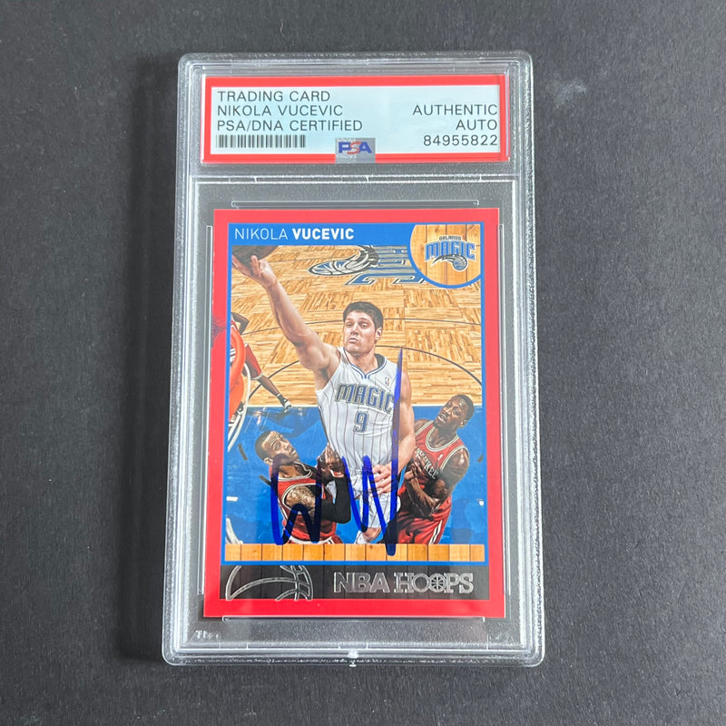 2013-14 NBA Hoops Red #23 Nikola Vucevic Signed Card AUTO PSA Slabbed Magic