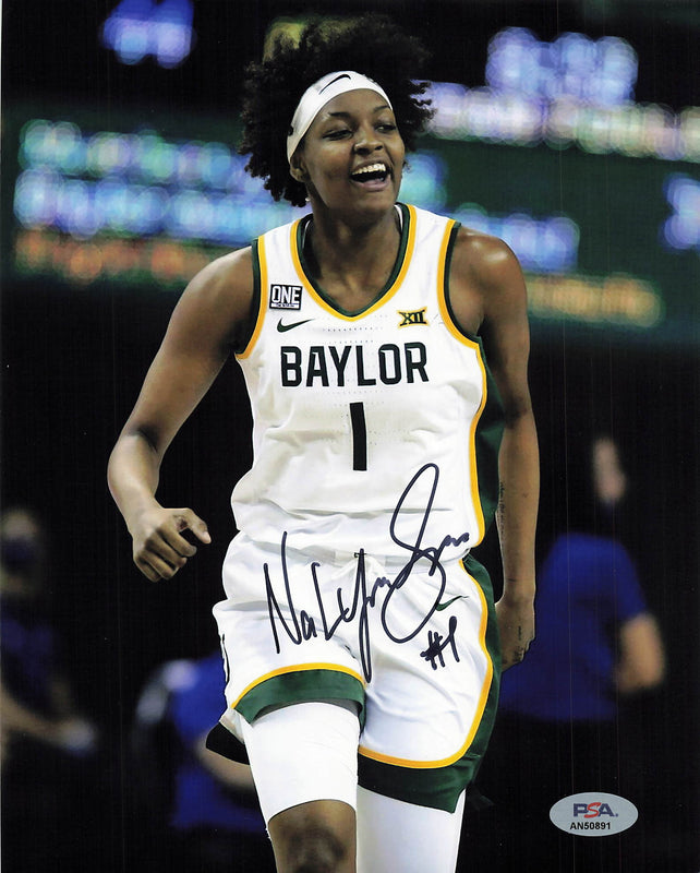 NALYSSA SMITH signed 8x10 photo PSA/DNA Baylor Autographed