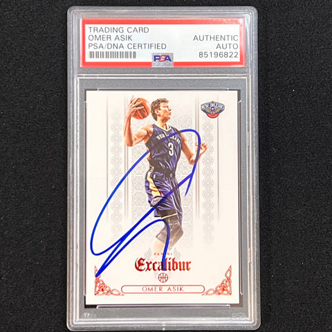 2014-15 Panini Excalibur #145 Omer Asik Signed Card AUTO PSA/DNA Slabbed Pelicans