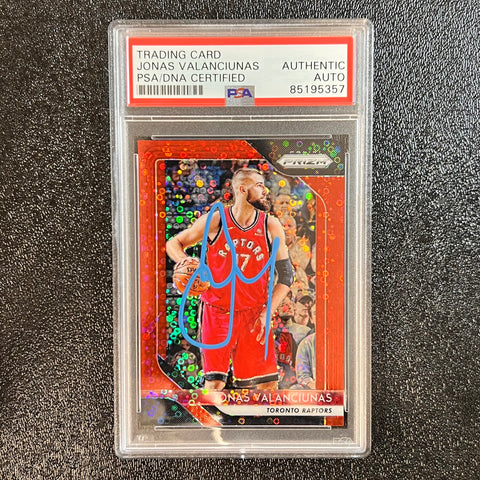 2018-19 Panini Prizm #93 Jonas Valanciunas Signed Card AUTO PSA Slabbed Toronto Raptors