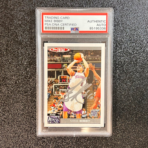 2004-05 Topps Total #23 Mike Bibby Signed Card AUTO PSA Slabbed Kings