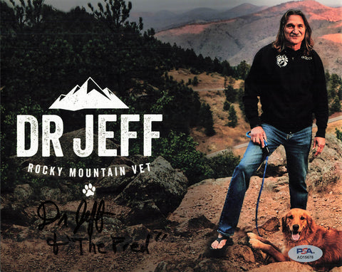 Jeff Young Signed 8x10 photo PSA Autographed Animal Planet