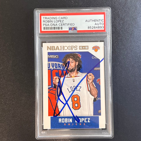 2015-16 Panini NBA Hoops #88 Robin Lopez Signed Card AUTO PSA Slabbed