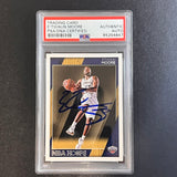 2016-17 Panini NBA Hoops #168 E'Twaun Moore Signed Card AUTO PSA Slabbed Pelicans