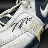 Dwayne Jones Signed Shoe PSA/DNA 76ers Autographed Sneaker