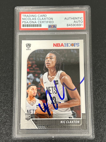 2019-20 NBA Hoops #241 Nicolas Claxton Signed Card AUTO PSA Slabbed Nets RC