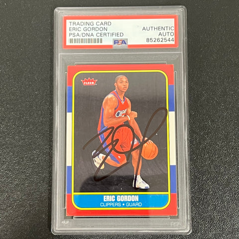 2008-09 NBA Fleer #86R-168 Eric Gordon Signed Card AUTO PSA Slabbed Clippers