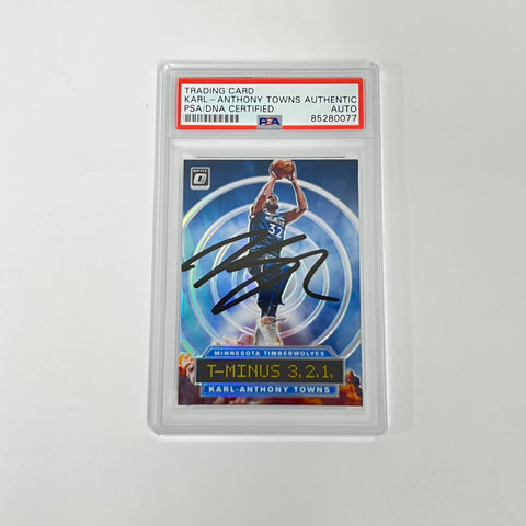 2019-20 Panini Prizm #10 Karl-Anthony Towns Signed Card AUTO PSA Slabbed