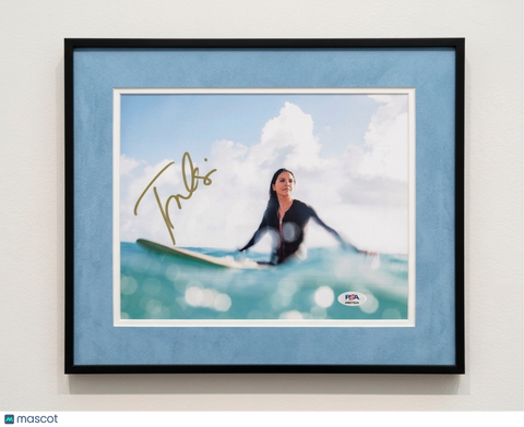 Tulsi Gabbard Signed 8x10 Framed Photo PSA/DNA Autographed