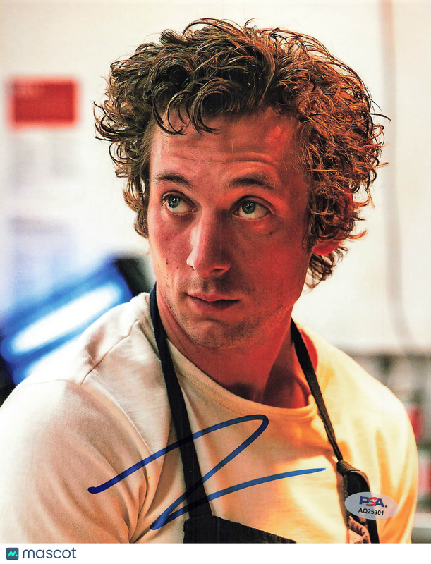 Jeremy Allen White Signed 8x10 Photo PSA Autographed