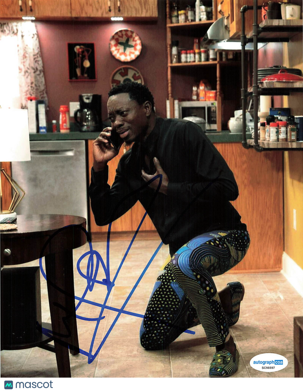 Mike Epps Signed 8x10 Meet the Blacks Photo ACOA Autographed