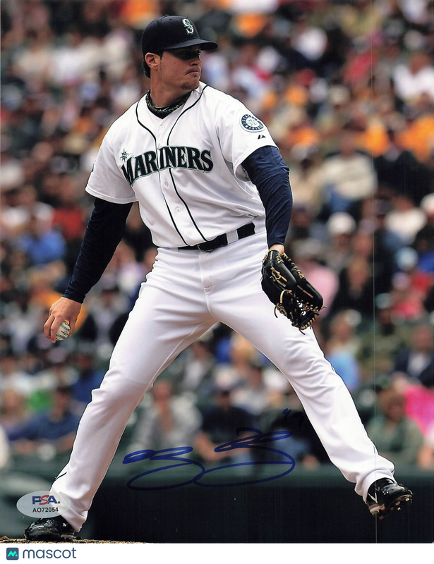 Blake Beavan Seattle Mariners Signed 8x10 Photo PSA