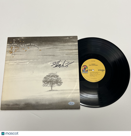 Steve Hackett Signed Wind & Wuthering Vinyl Album PSA Autographed Genesis