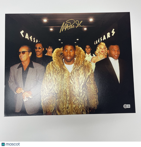 Magic Johnson Los Angeles Lakers Signed Basketball 16x20 Photo BAS