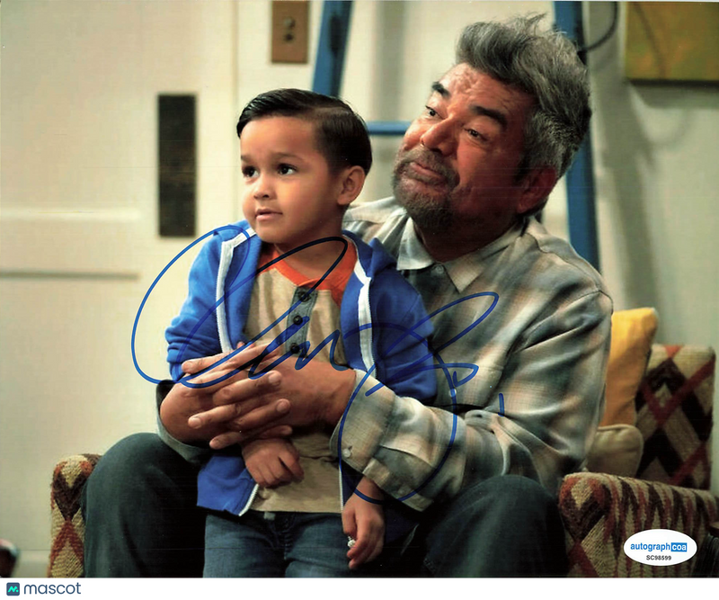 George Lopez Signed 8x10 Lopez vs Lopez Photo ACOA Autographed