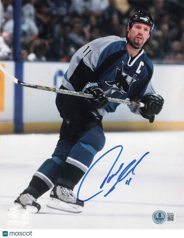 Owen Nolan Signed Hockey 8x10 Photo BAS Autographed