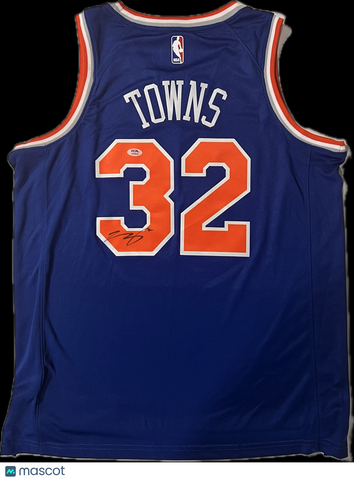 Karl-Anthony Towns Signed New York Knicks Jersey PSA