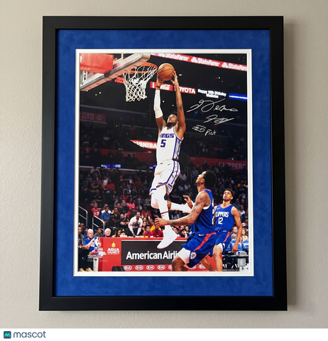 De'Aaron Fox Sacramento Kings Signed Basketball 16x20 Custom Framed Photo BAS
