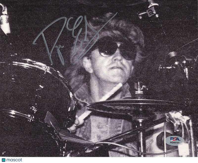 Roger Earl Signed 8x10 Photo PSA Autographed