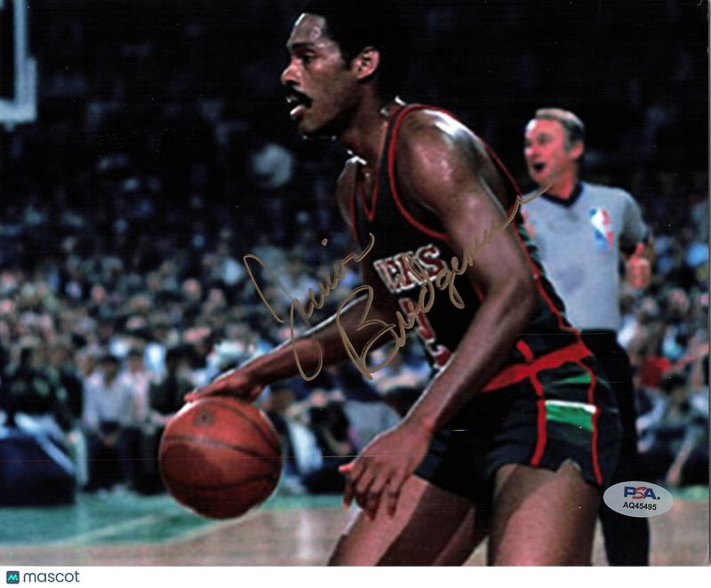 Junior Bridgeman Milwaukee Bucks Signed Basketball 8x10 Photo PSA