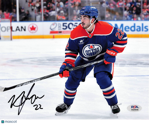 Matthew Savoie Signed Hockey 8x10 Photo PSA Autographed