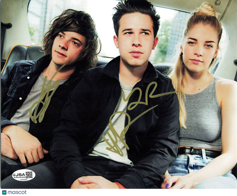 Hannah Reid, Dan Rothman, Dominic Major Signed 8x10 Photo JSA