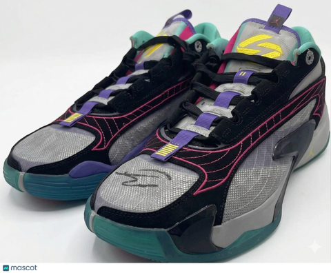 Luka Doncic Signed Basketball Shoes PSA Autographed Lakers